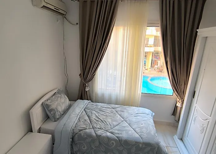 Paradise Hill Szálloda 4*